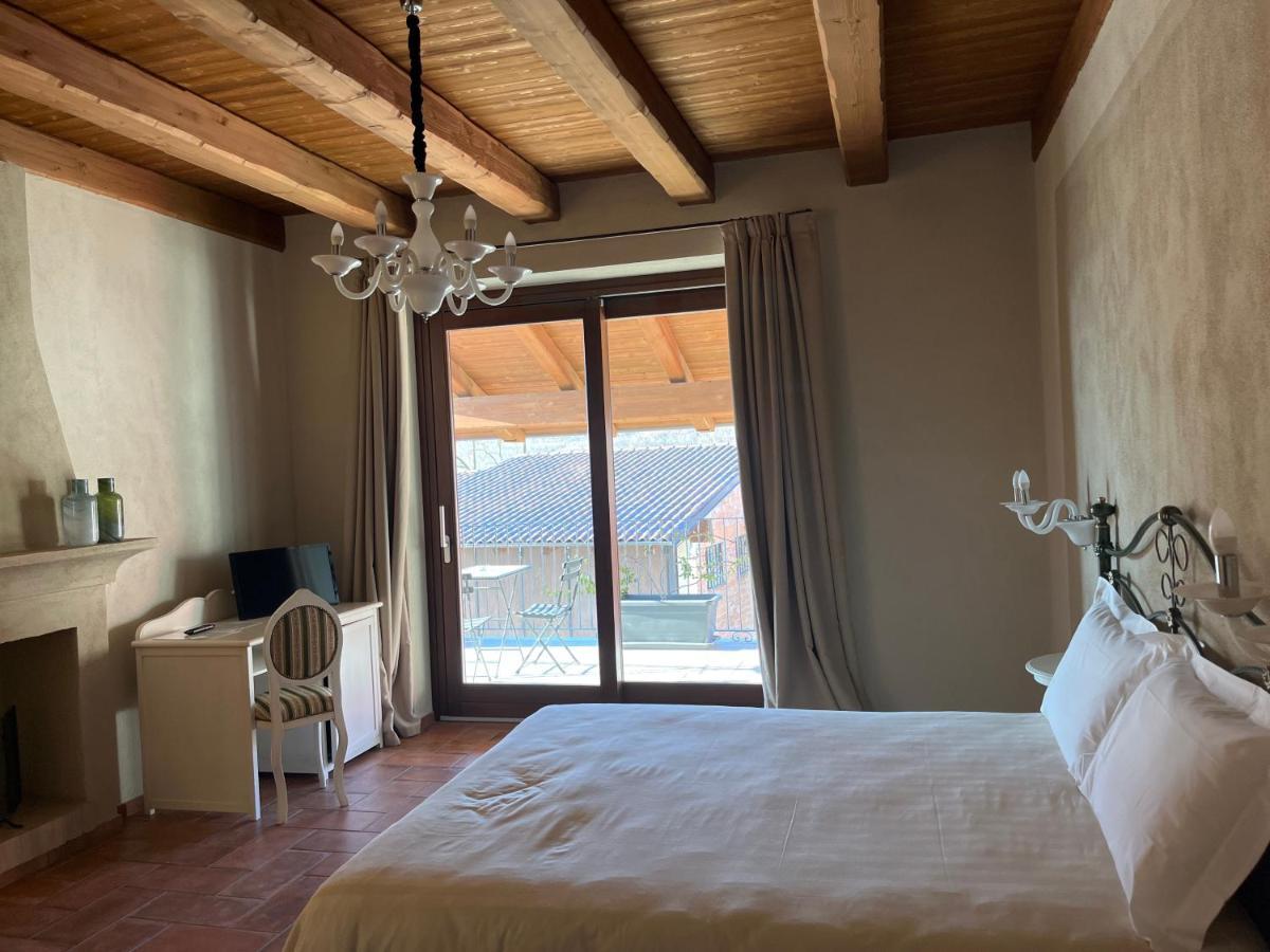 Agriturismo Il Torriglione Ла Мора Екстериор снимка